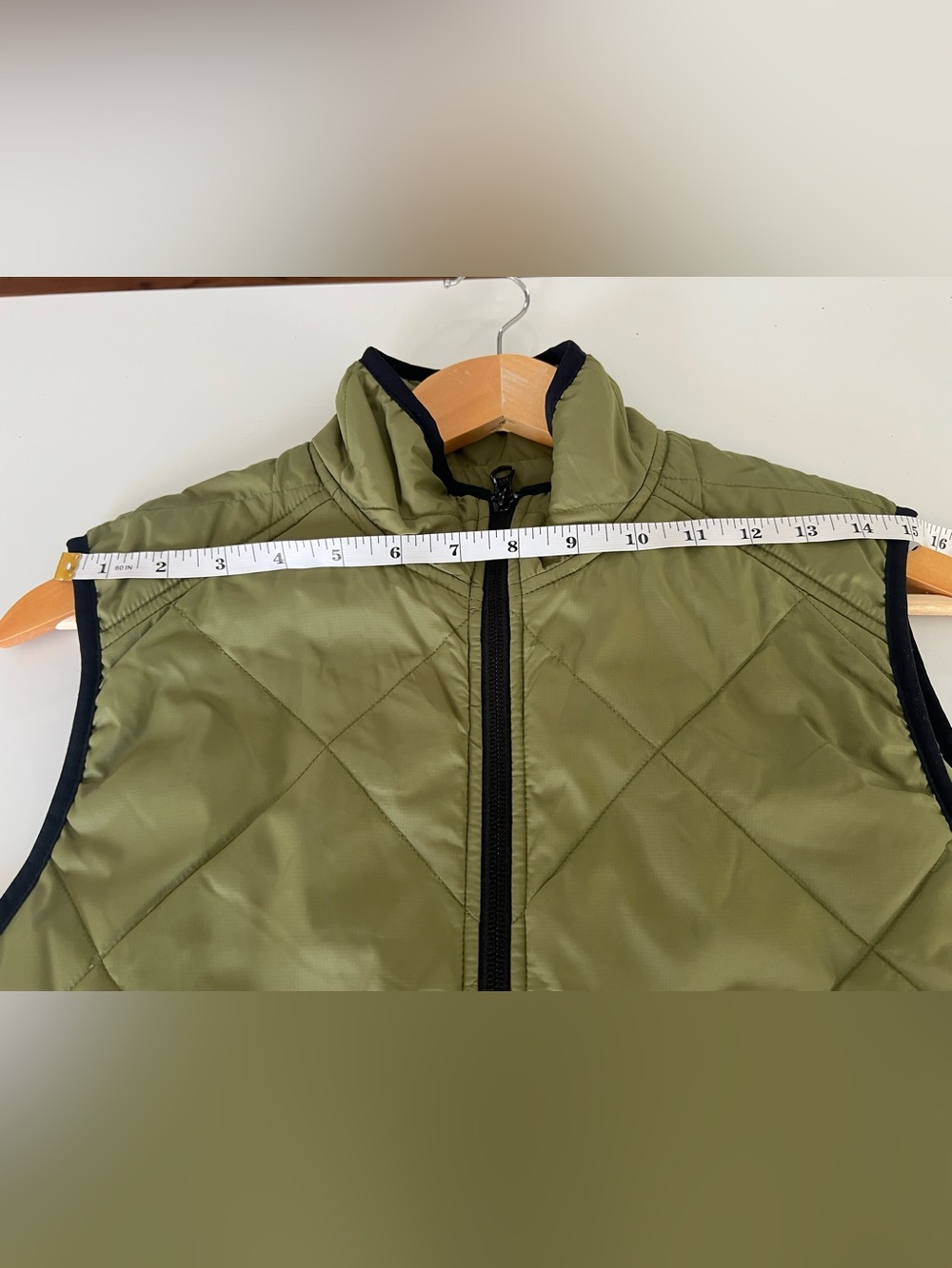 Quilted Olive Green LadiesVest - Sleeveless Jacket - Picture 5 of 7